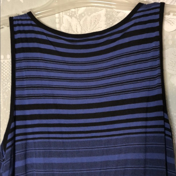 Daisy Fuentes shirts - Picture 5 of 7